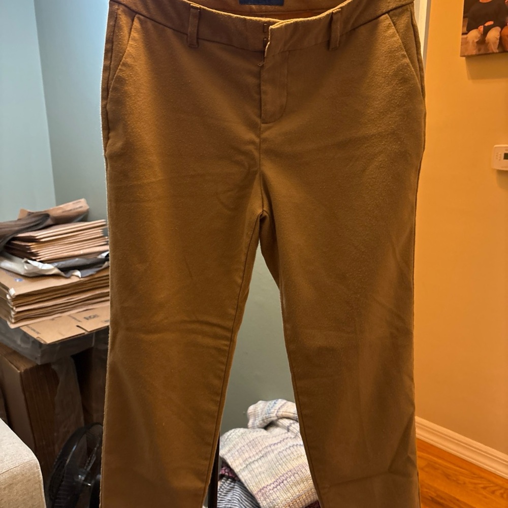 Old Navy Women’s Khaki Chinos